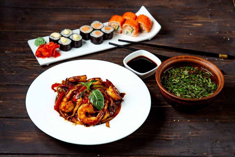10 plats asiatiques à absolument essayer pour une expérience gustative inoubliable